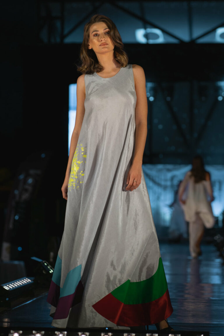 117709358_3795538557127010_76905146654566172_n